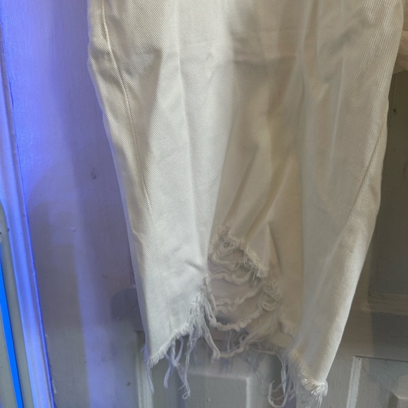 Shorts - Picture 6 of 14